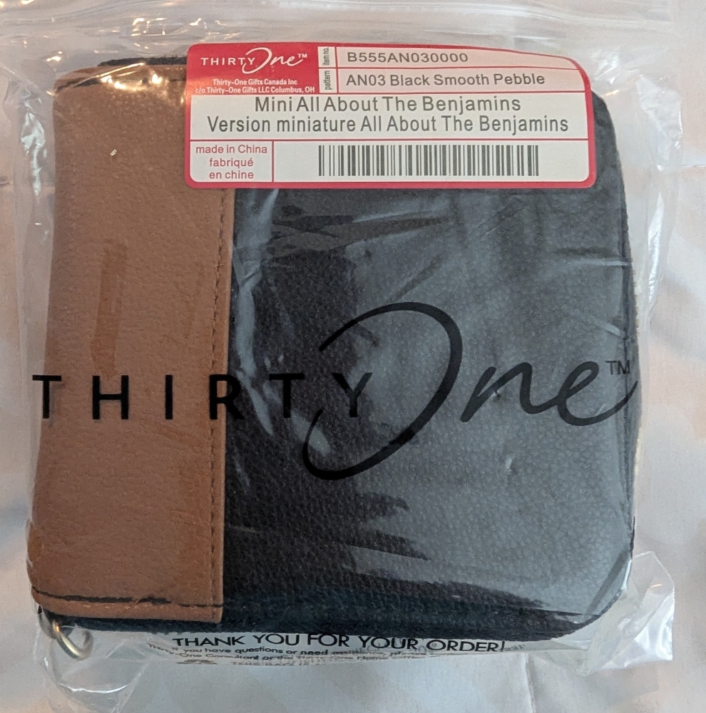 Thirty-One Elegant Black and Tan Accessory